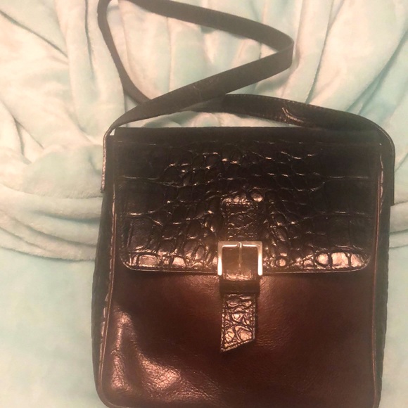 Accessories - Nice brown leather purse